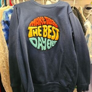 2 Boys Pullover Sweatshirts